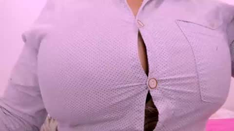 Valeria online show from 10-06-25, 11:18