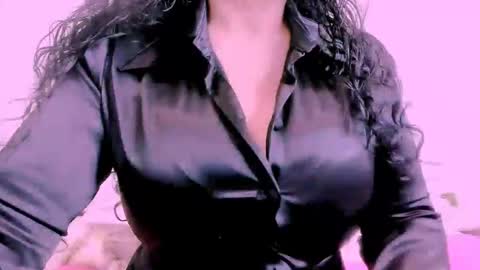 Valeria online show from 11-08-25, 12:16