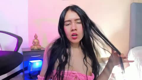 Alice  online show from 04-01-26, 01:41