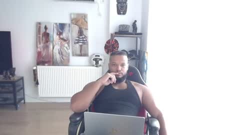 Kingsley online show from 07-04-26, 12:33