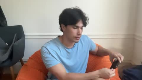 Snapshot of 0bor3d chatting on 07-30-26, 01:15 0bor3d online show from 07-30-26, 01:15