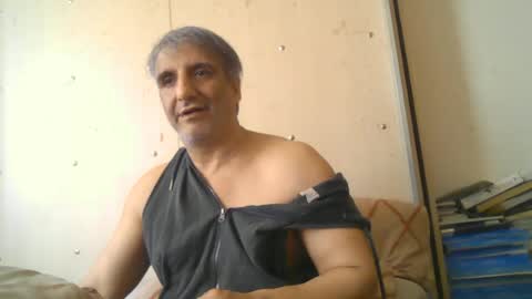 Snapshot of 0luvmonkey chatting on 06-28-26, 05:08 0luvmonkey online show from 06-28-26, 05:08