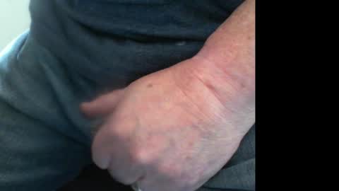 Snapshot of 10mm_socket chatting on 04-02-26, 11:35 10mm_socket online show from 04-02-26, 11:35