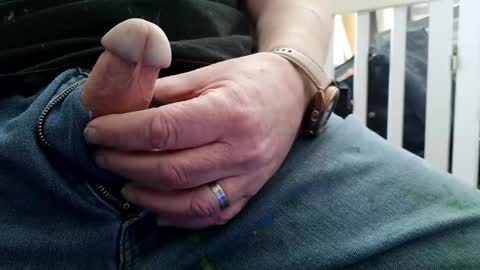 Snapshot of 10mm_socket chatting on 04-11-26, 11:53 10mm_socket online show from 04-11-26, 11:53