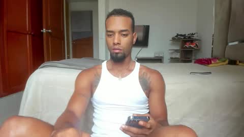 Snapshot of 11inchesblackcock chatting on 11-05-25, 05:24 cuteboybiigcock online show from 11-05-25, 05:24