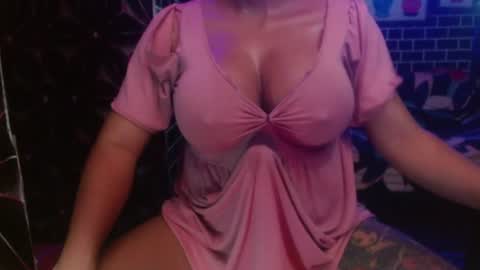  i am trixie im Your Selfsucking Mistress  online show from 06-25-26, 02:00