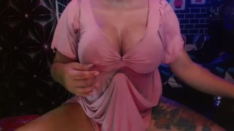  i am trixie im Your Selfsucking Mistress  online show from 07-01-26, 12:56