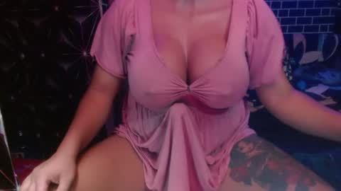  i am trixie im Your Selfsucking Mistress  online show from 07-14-26, 02:05