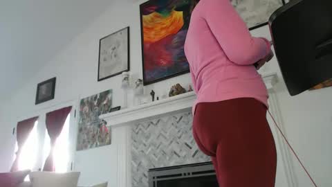 Aurora Willows online show from 02-17-25, 04:15