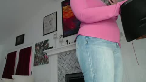 Aurora Willows online show from 02-18-25, 07:19