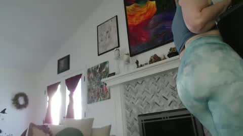 Aurora Willows online show from 03-10-25, 04:14