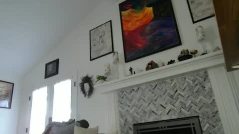 Aurora Willows online show from 10-22-25, 03:01