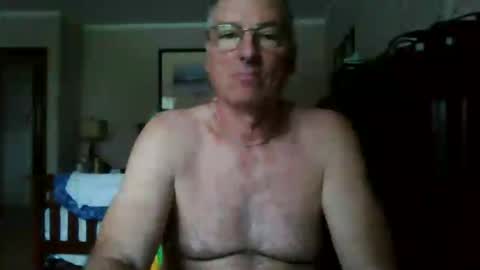 Snapshot of 123456ant chatting on 06-11-26, 07:23 123456ant online show from 06-11-26, 07:23