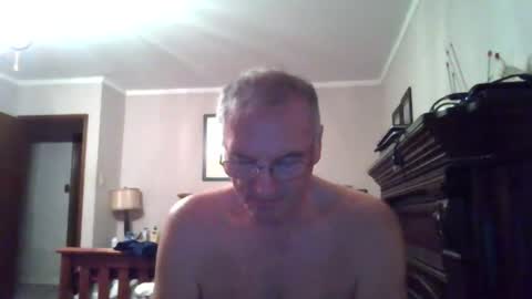 Snapshot of 123456ant chatting on 06-25-26, 03:39 123456ant online show from 06-25-26, 03:39