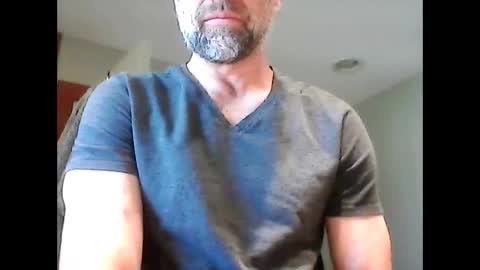 Snapshot of 123h0rny chatting on 04-25-26, 06:27 123h0rny online show from 04-25-26, 06:27