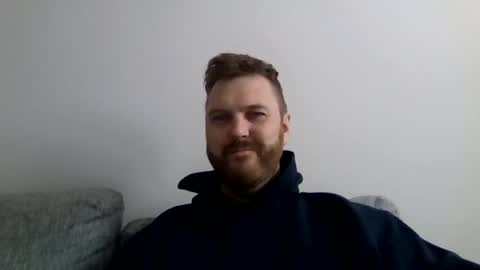Snapshot of 123holt123 chatting on 04-26-26, 05:32 123holt123 online show from 04-26-26, 05:32