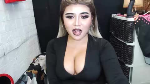 sexy kia online show from 11-07-25, 02:00