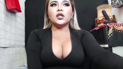 sexy kia online show from 11-23-25, 11:26