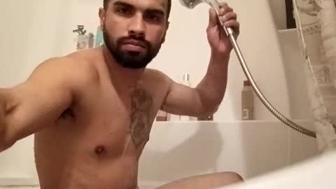 15592686874_callme_or_facetime online show from 02-10-26, 10:52