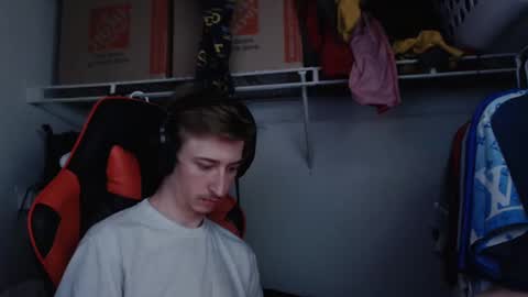 18str8igcock online show from 01-12-25, 04:21