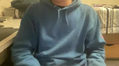 Snapshot of 1980bobbytom chatting on 11-04-25, 09:08 bobby online show from 11-04-25, 09:08