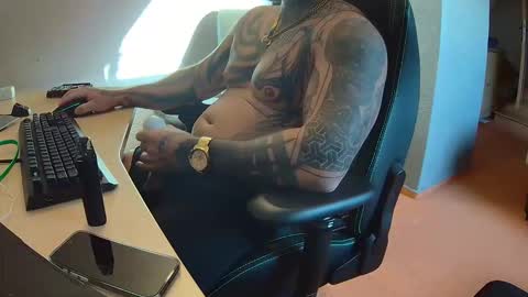 19andre90 online show from 09-12-25, 04:40