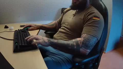 19andre90 online show from 11-07-25, 07:52