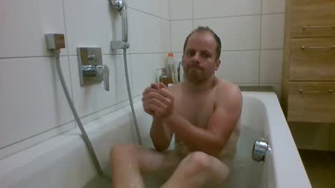 Snapshot of 19berni91 chatting on 09-12-25, 05:46 berni online show from 09-12-25, 05:46