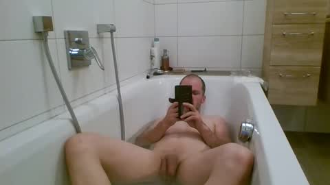 Snapshot of 19berni91 chatting on 11-02-25, 02:41 berni online show from 11-02-25, 02:41