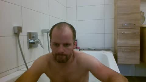 Snapshot of 19berni91 chatting on 11-21-25, 01:43 berni online show from 11-21-25, 01:43