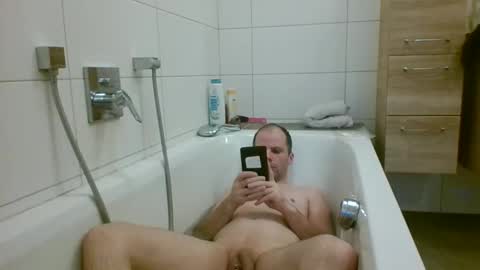 Snapshot of 19berni91 chatting on 01-11-26, 03:17 berni online show from 01-11-26, 03:17