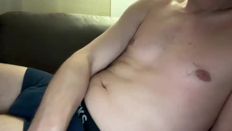 Snapshot of 19shorty19 chatting on 03-07-25, 10:21 19shorty19 online show from 03-07-25, 10:21