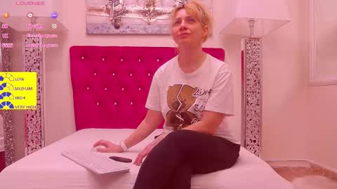 AMANDA online show from 03-20-26, 05:23