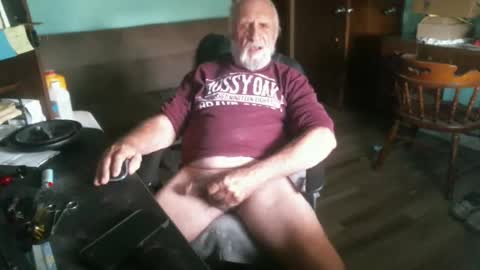 1handyanddee online show from 12-30-24, 08:36