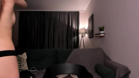 Snapshot of 1i1ypa1mer chatting on 02-08-26, 06:55 Lily 3 online show from 02-08-26, 06:55