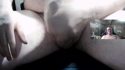 Snapshot of 1isallineed chatting on 01-31-25, 03:52 Pussy Slayer online show from 01-31-25, 03:52