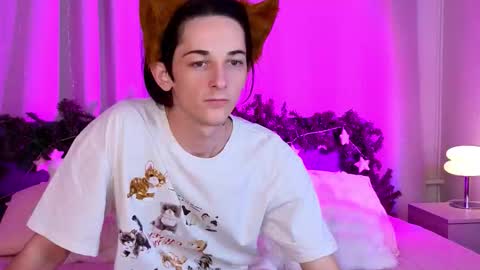 Snapshot of 1itt1efox chatting on 01-18-26, 03:49 Max online show from 01-18-26, 03:49