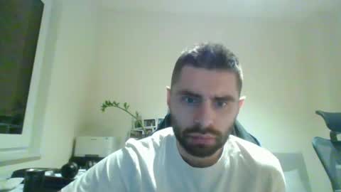 Snapshot of 1kamilkamil11 chatting on 12-03-24, 03:33 kam online show from 12-03-24, 03:33