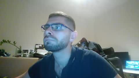 Snapshot of 1kamilkamil11 chatting on 12-19-24, 07:29 kam online show from 12-19-24, 07:29