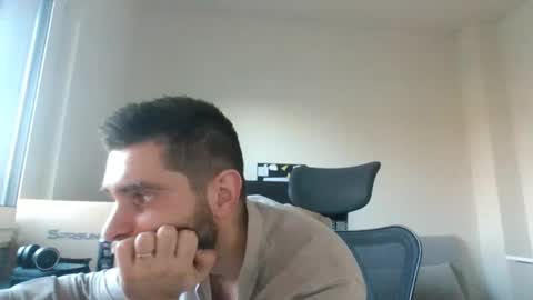 Snapshot of 1kamilkamil11 chatting on 01-30-25, 02:15 kam online show from 01-30-25, 02:15