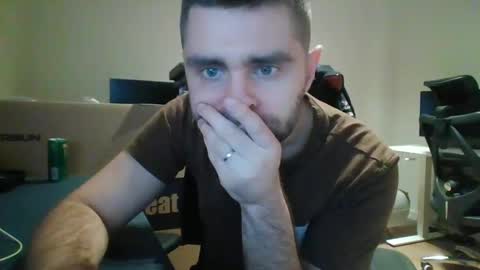 Snapshot of 1kamilkamil11 chatting on 02-07-25, 05:29 kam online show from 02-07-25, 05:29