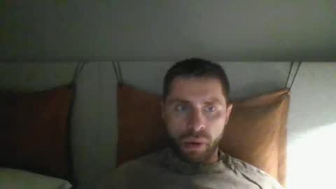 Snapshot of 1kamilkamil11 chatting on 10-28-25, 10:23 kam online show from 10-28-25, 10:23