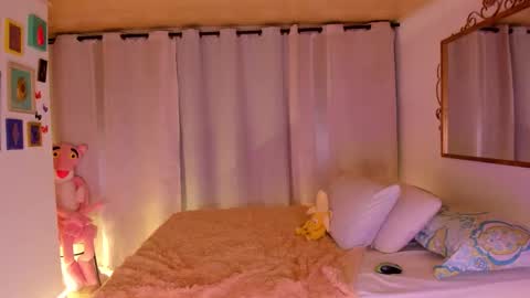 laiaa rivas online show from 10-29-25, 03:09