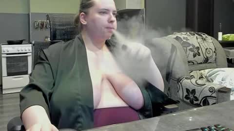 1LINDSEY1 online show from 02-18-25, 06:04