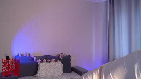 Mia online show from 05-24-26, 12:48