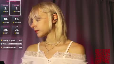 Mia online show from 07-12-26, 06:54