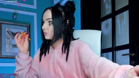 Moona  online show from 01-09-25, 11:03