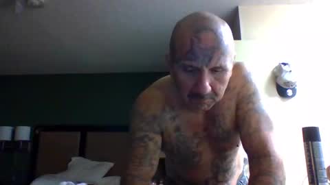 TheShyOne18 online show from 12-17-25, 01:22