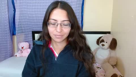 paola online show from 01-03-25, 01:05