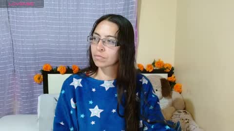 paola online show from 11-12-25, 12:22